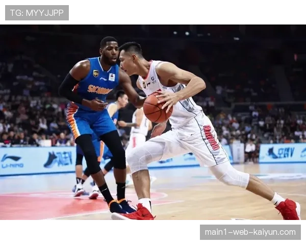 勇士转换进攻逻辑取胜 科尔调整传切体系收获奇效